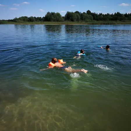 Na Jeziorem Wilczynskim: Lakeside With A/c Villa