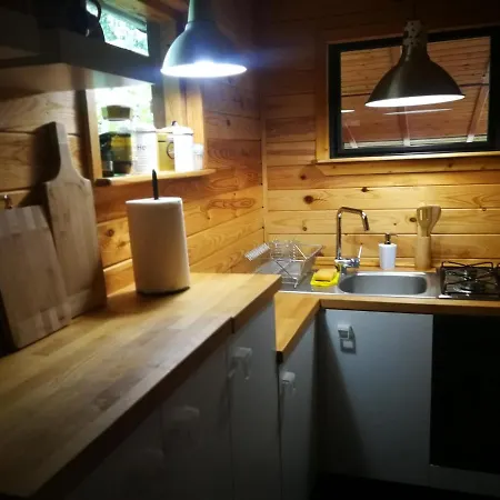 Na Jeziorem Wilczynskim Budzislawskim , Las, Osobno Ogrodzony 2-6 Osob- Klimatyzacja, Ogrzewanie, 62-550 Zygmuntowo Gm Wilczyn *