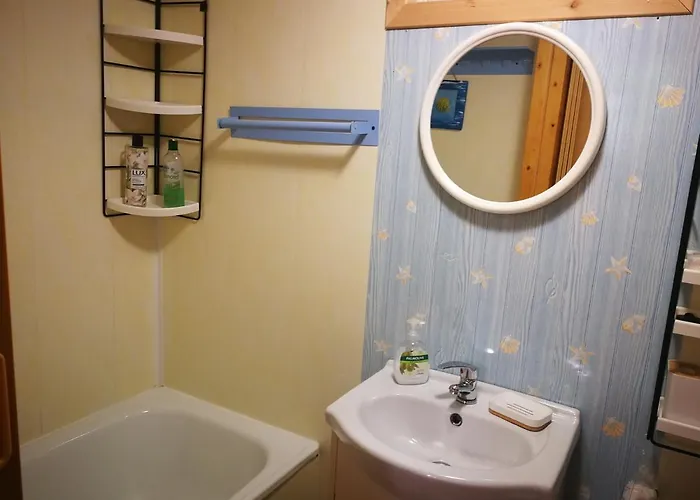 Na Jeziorem Wilczynskim Budzislawskim , Las, Osobno Ogrodzony 2-6 Osob- Klimatyzacja, Ogrzewanie, 62-550 Zygmuntowo Gm Wilczyn *